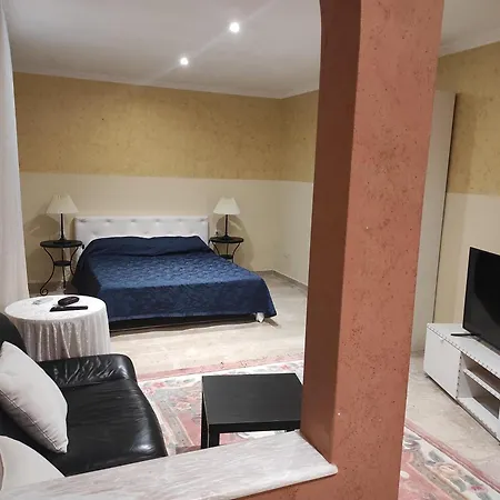 Casa Di Malika Bed & Breakfast 3*