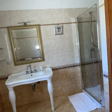 Casa Di Malika Frühstückspension Borgo Venusio
